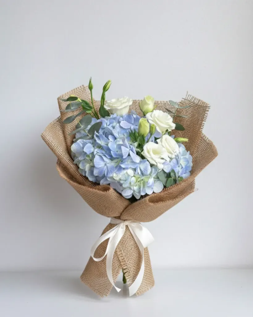 Bouquet de Hortensias y Rosas Petit