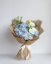 Bouquet de Hortensias y Rosas Petit